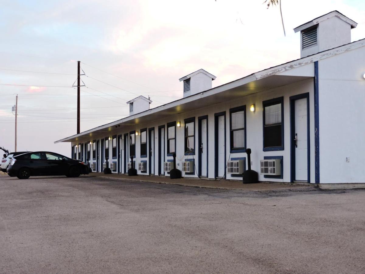 Riata Inn - Marfa Kültér fotó