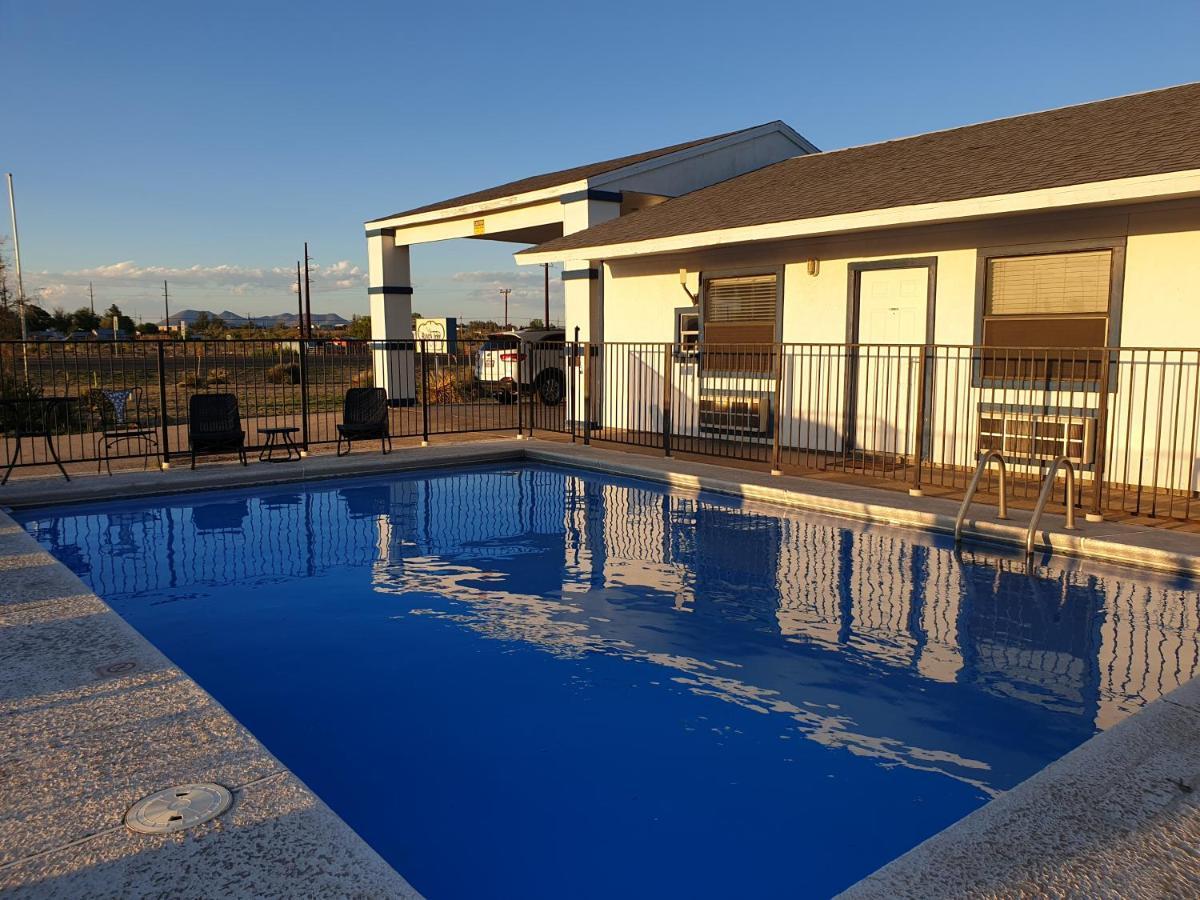 Riata Inn - Marfa Kültér fotó